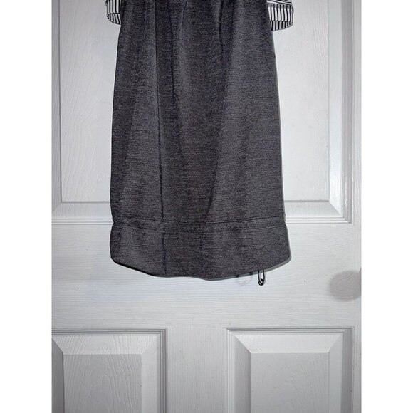 LULULEMON Athletica Gray Tank Ivory Sports Bra Striped Top 4 - Picture 3 of 10